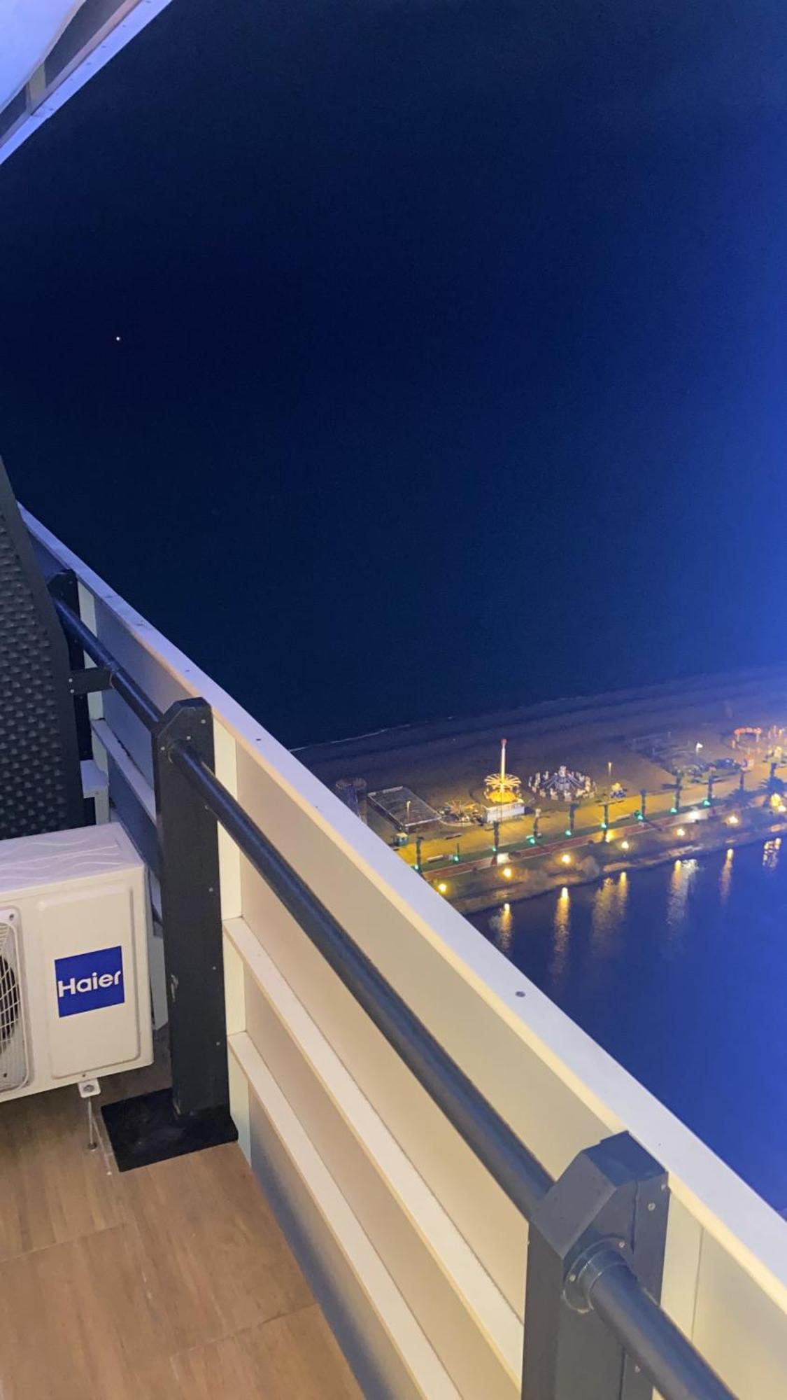 Orbi City-Sea View Aparthotel Μπατούμι Εξωτερικό φωτογραφία